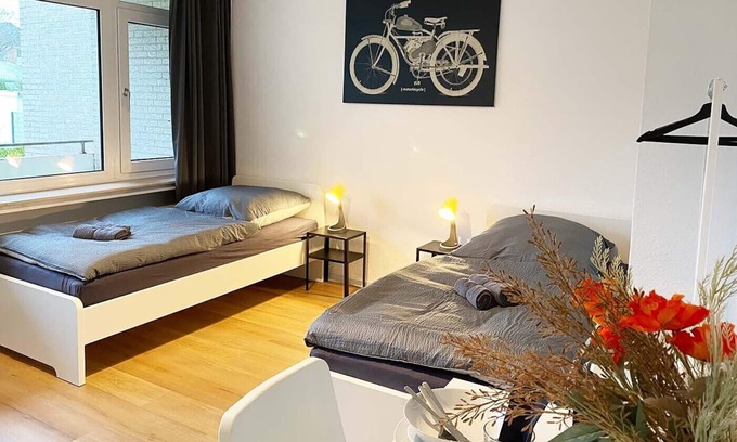 Rheine Apartamento | RH02 - Spacious holiday apartment with balcony in Rheine, 85 sqm, 4 rooms, max. 7 people