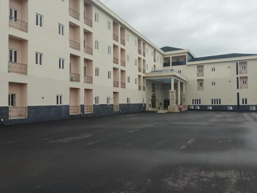 Kwara Apartamento | Rhocharls Hotel and Suites Limited