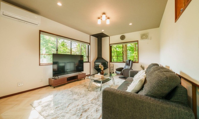 Oshino Casa | Rhouse 1st A private villa with a natural and g / Minamitsuru-gun Yamanashi