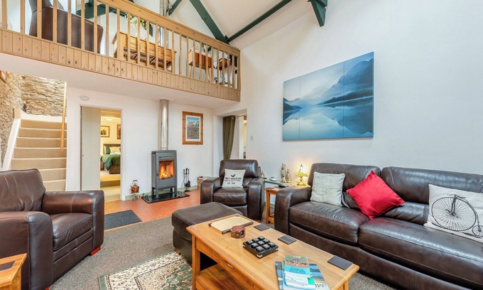 Llanfihangel-Ystrad Cabaña | Rhydyfran Coach House