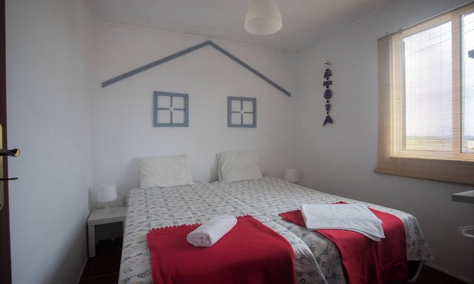 Murtosa Casa | RIA DE Aveiro White House
