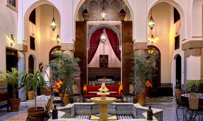 Ain Azlitan Casa | Riad Ahlam