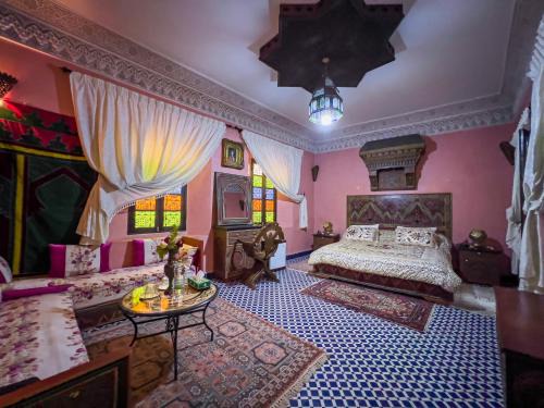 R'habet Zbib Casa | Riad Dar Guennoun - Luxury Suites in the Heart of Fes