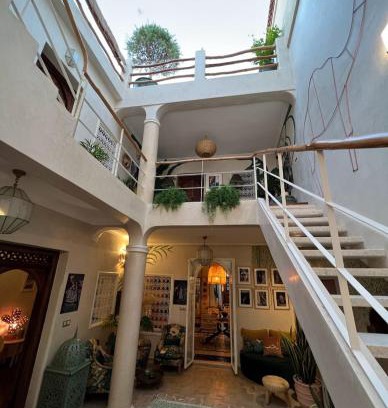 Sidi Bou Amar Casa | Riad Dar Vevé - luxury private house