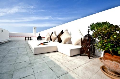 Medina of Rabat Casa | Riad El Maâti