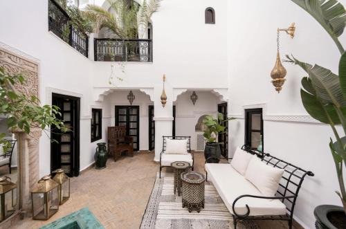 Bab Taghzout Casa | Riad Privatif avec Personnel et Services Exclusifs - Kasbah Boma Marrakech I