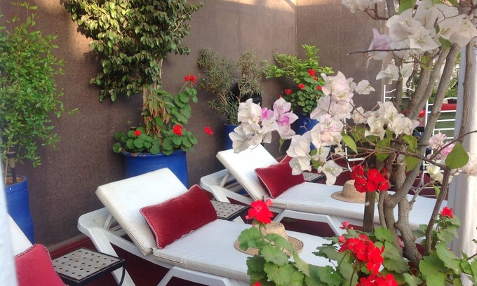 Douar Sidi Youssef Ben Ali Cama Y Desayuno | Riad Syba