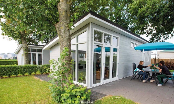 Helvoirt Chalet De Esquí | ✓ Rialto at Résidence de Leuvert ✓ Holiday home for 6 persons ✓ Located near Den Bosch (Noord-Brabant) ✓ Near De IJzeren Man ✓ Book directly through the park