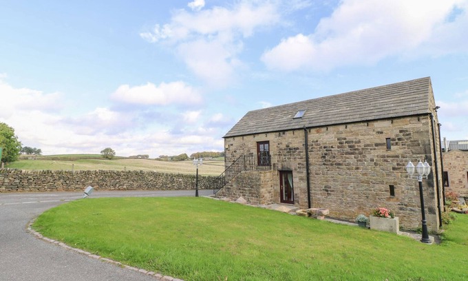 Holestone Moor Cabaña | RIBER VIEW GRANERO, admite mascotas en Ashover, Ref 996351