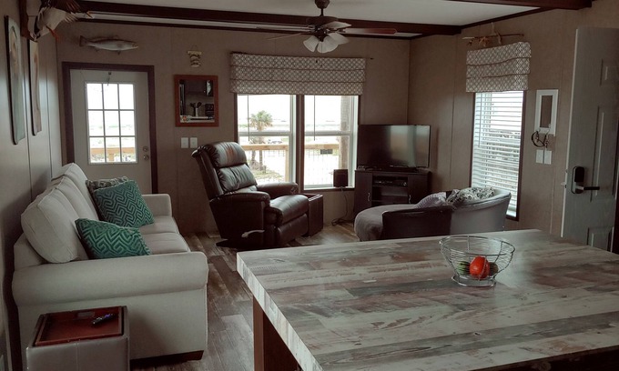 Grand Isle Casa | Rica Rico - Beach View Getaway