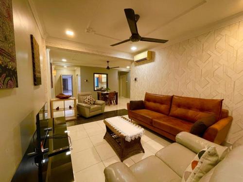 Kampung Pinang Baik Apartamento | Richbaliz Homestay @ Selayang Point