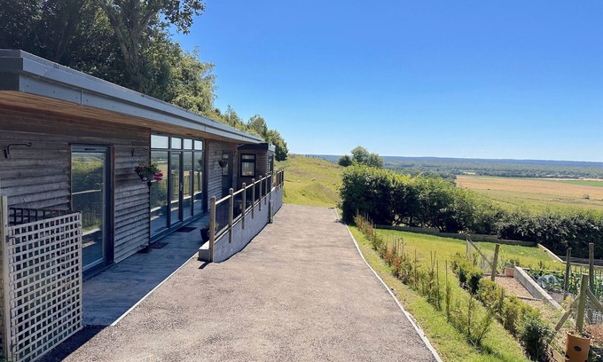 Ashford Cabaña | Ridge House Stables