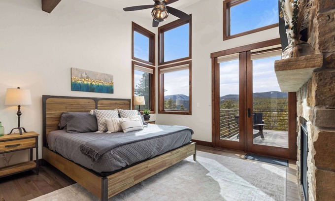 Nederland Casa | Ridge View Retreat - Panoramic Views and Hot Tub