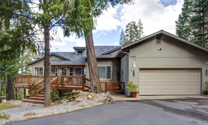 Shingletown Casa | RIDGE-VIEW RETREAT Spectacular VIEW of Mt Shasta to the north