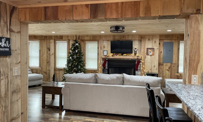 Lexington Casa | Ridgeview Cottage