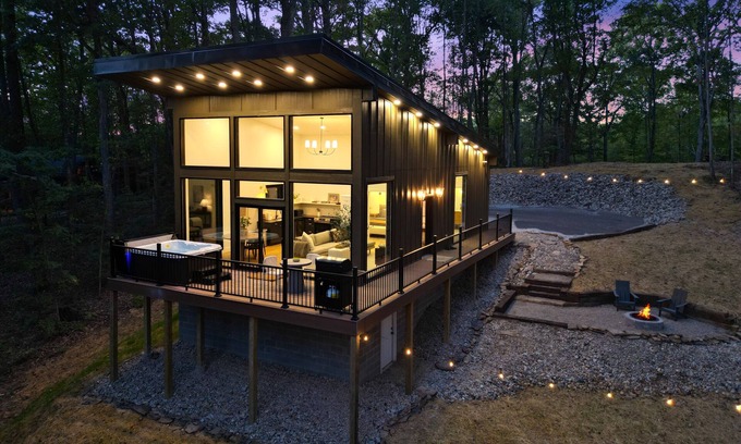 Rockbridge Cabina | Cabaña-Moderno-Baño Privado-Ridgeview