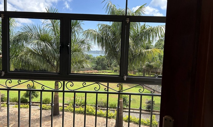 Entebbe Cama Y Desayuno | Ridgeway Victoria