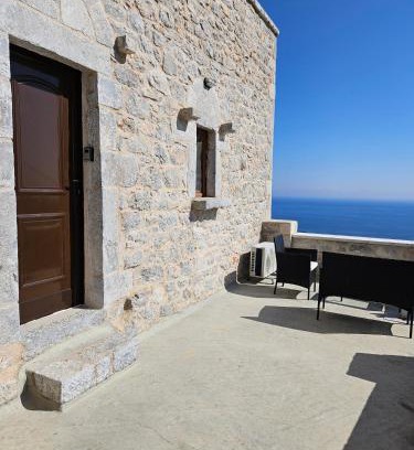 East Mani Apartamento | Rigas stone tower east Mani 2