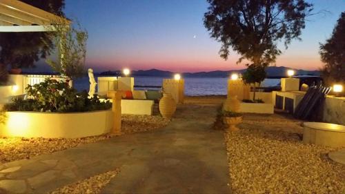 Aliki Apartamento | Right on the beach- BEACHFRONT-Best unit -Paros