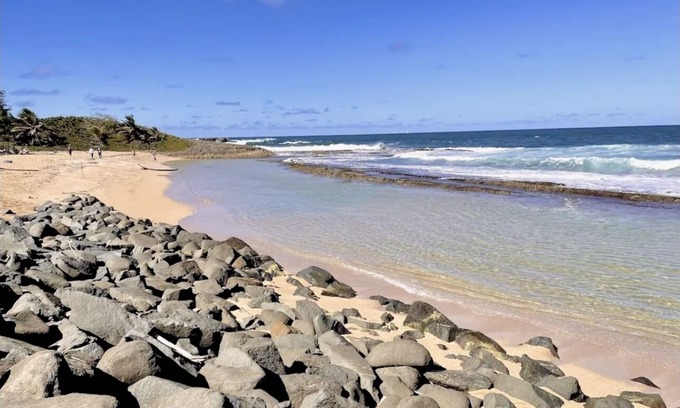 Hoyo Mulas Casa | Right on the Beach Private House