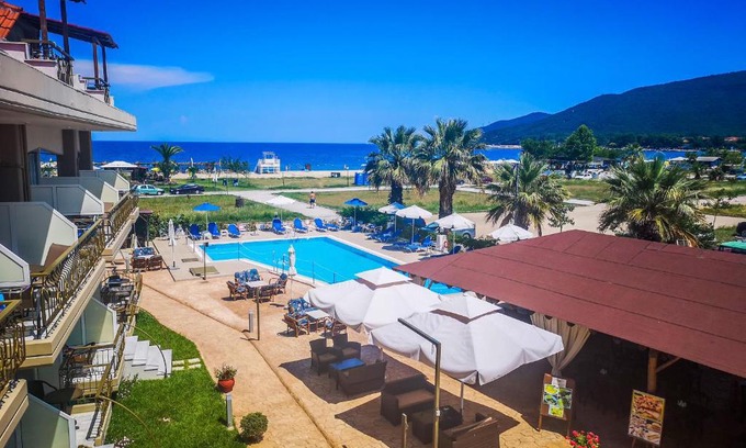 Stavros Hotel | Rihios Hotel