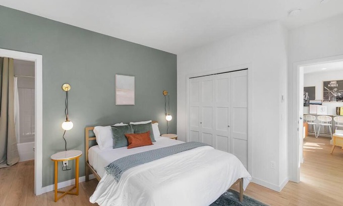 Minor Apartamento | Ringo's Sweet Suite - 84 Walkscore