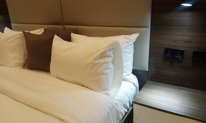 Ikeja Hotel | Ringruby Hotel, Oduduwa Way
