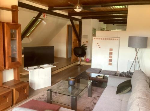 Rinteln Apartamento | Rinteln-Loft mit E-Auto-Ladestation