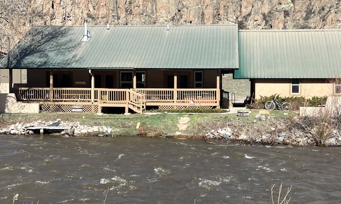 South Fork Cabaña | Rio Cabin - Serenity on the South Fork