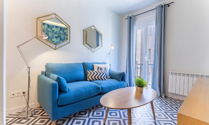 Almendrales Apartamento | Rio Plaza en Madrid