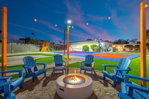 Paradise Valley Village Casa | Rio Resort Kierland Pool Hot tub Mini Golf Fun