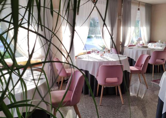 Oderzo Cama Y Desayuno | Ristorante Locanda Dussin