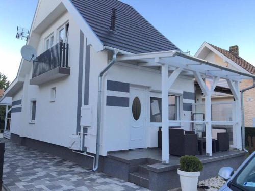 Bukfurdo Casa | Rita Apartmanház
