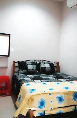 Kampung Kedai Lalat Casa | Rits Lodge