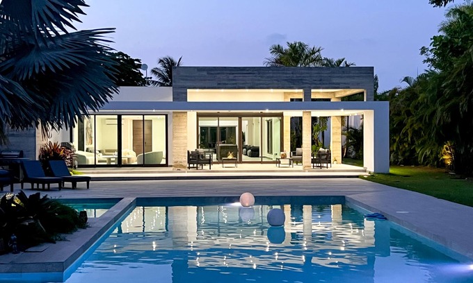 Los Paseos de Dorado Casa | Ritz Carlton-Dorado Beach 5BR, 6BA Luxury Estate