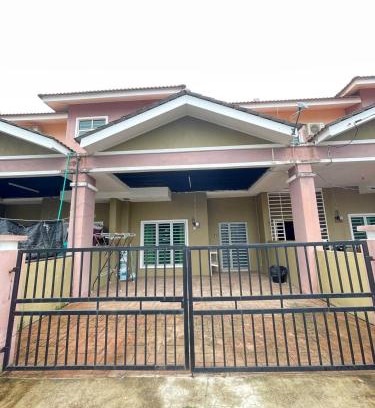 Kuala Terengganu Casa | Ritz Homestay UNIT A at Gong Badak, Kuala Terengganu