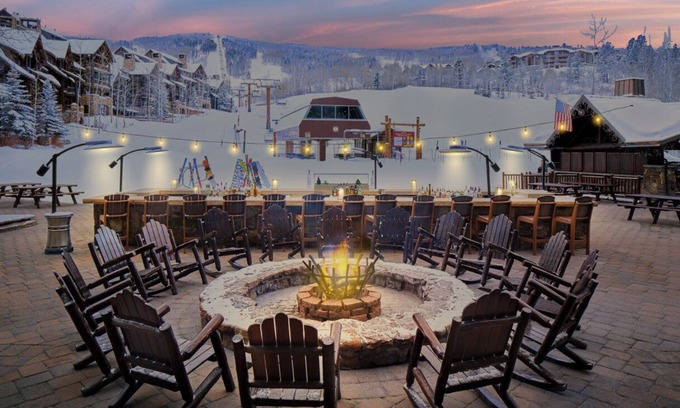 Avon Apartamento | RITZ ULTRA-LUXE STUDIO W/KITCHEN & SOFA BED. SKI-IN/SKI-OUT FUN APRES SKI SCENE!