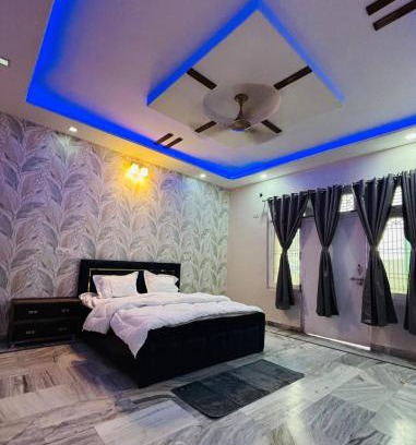 Varanasi Hotel | Rivaaz Stay