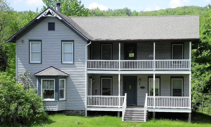 Bakers Mills Casa | Rivendell House