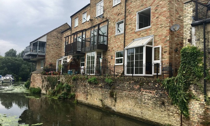 St Neots Apartamento | River Courtyard Apartment - St Neots