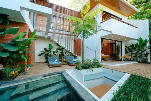 Beraban Villa | River Edge - Serene Villa in Pantai Nyanyi 7 mins to Beach
