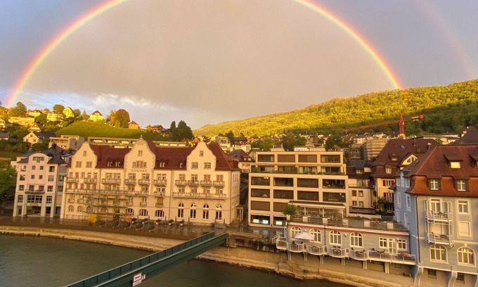 Nussbaumen Cama Y Desayuno | River Front, Best View