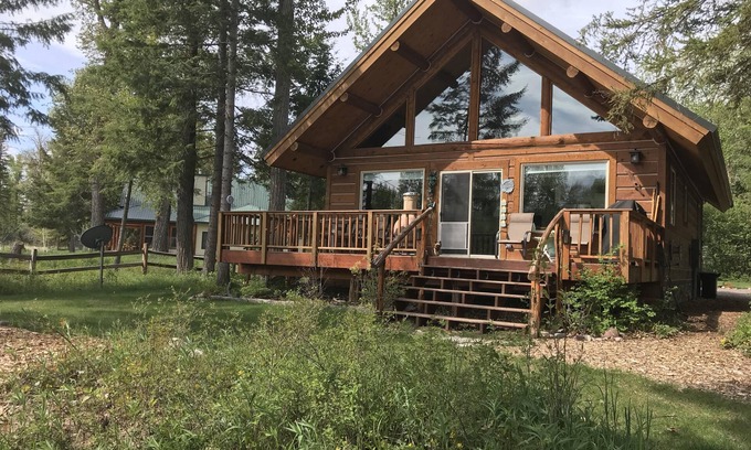 Kalispell Cabina | Explora Glacier Park desde Flathead River-front, cabina para perros.