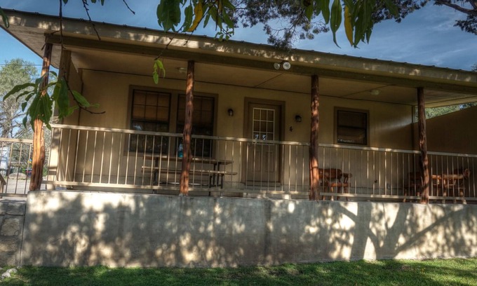 Sabinal Cabina | River Front cabin with access to shared pool!