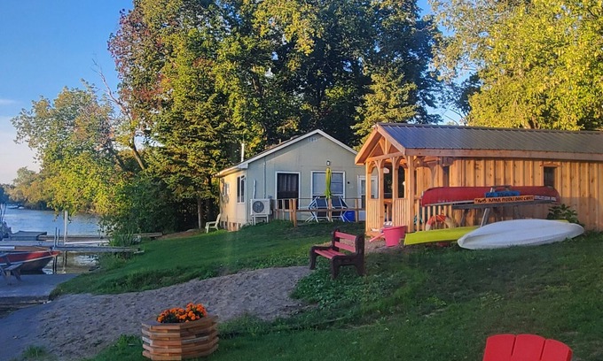 Hastings Apartamento | River Front Studio on Trent River