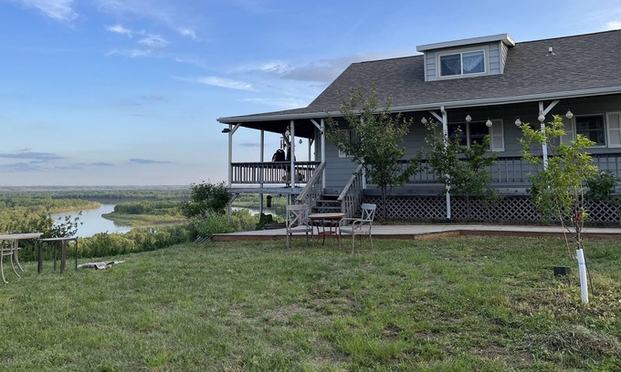 Williston Casa | River Hacienda #1 - Private 2 Story Home with Missouri River View