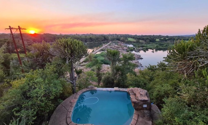 Komatipoort Cabina | River Hill Lodge