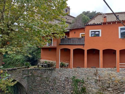 Osor Casa | River house Casa junto al río