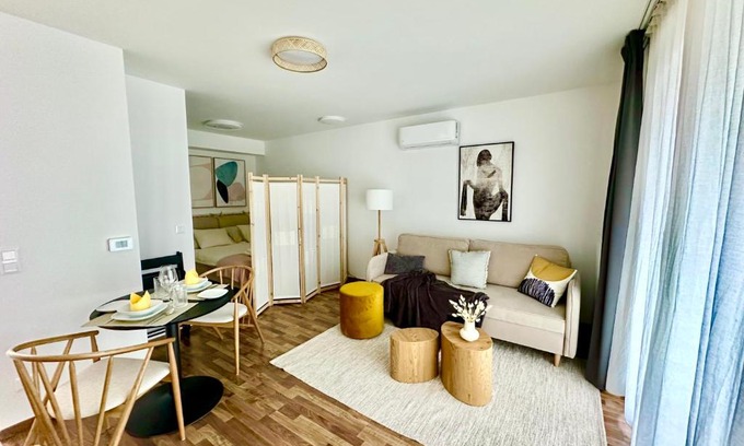 Belso-Ferencvaros Apartamento | River Passage Budapest Garage/AC/Balcony