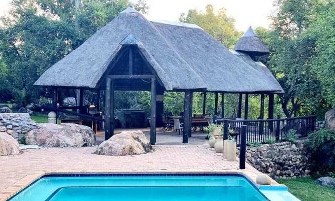 Vredefort Casa | River Rock Guesthouse